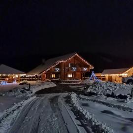 CASA de POVESTE