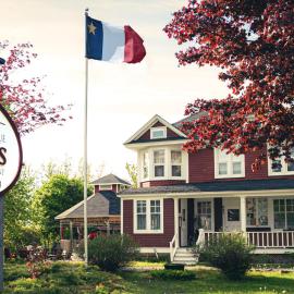 Complexe d'hébergement la Maison touristique Dugas, hotel sa Caraquet