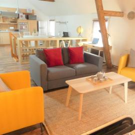 LE STRASBOURG - Confortable maison de ville, hotel in Belfort
