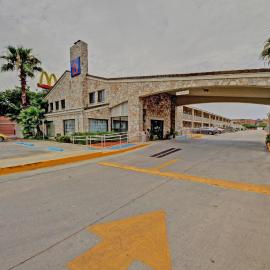 Motel 6-San Antonio, TX - Downtown - Market Square: San Antonio şehrinde bir otel