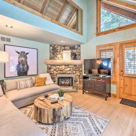 Sun Valley Family House w/ Fire Pit & Grill!, хотел в Сън Вали