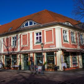 Cafe Alice & Pension GmbH, hotel em Potsdam