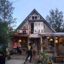 Saho Coffee & Rooms, hotel u gradu Lhonga