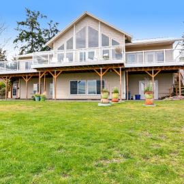Eastside Beachside, Hotel in Greenbank