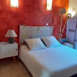 Au coeur du Caylar, hotel u gradu Kelar
