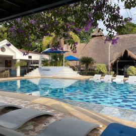 Hotel Melgar Villa Valeria، فندق في ميلغار