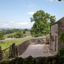 Cruck Cottage