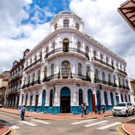 Del Parque Hotel & Suites, hotell i Cuenca