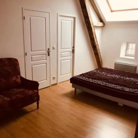 Chambre du ru d ausson, hotel v destinaci Châtel-Censoir