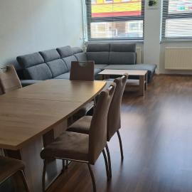 Familien-Ferienwohnung Fiwa FeWo-4、ピルマゼンスのホテル