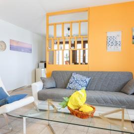 GuestHost - Lecce Colorful Flat with terrace & parking