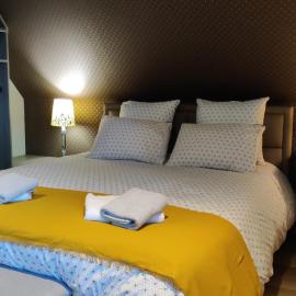 Les coquelicots - Chambre Alex, hotel v destinácii Houdan