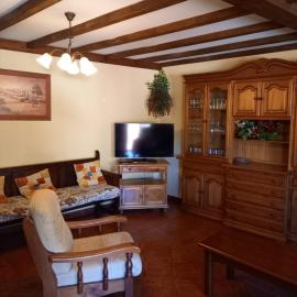 Casa Rural La Cerra, hotell i Navalguijo