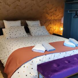 Les coquelicots - Chambre Léa, hotel u gradu 'Houdan'