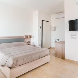 GuestHost - Scaringi Palace A, hotel in Trani