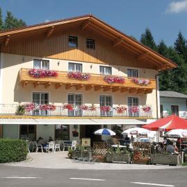 Gasthof Kienklause 2 Sterne Pension Kienklause, ξενοδοχείο σε Steinbach am Attersee
