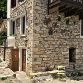 Traditional House Ekaterini Alonissos, hotel a Alonnisos Old Town