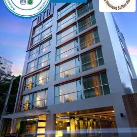 Amora NeoLuxe Suites Hotel, hotel en Bangkok