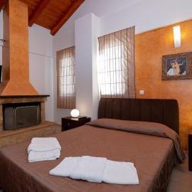 Ahilion Hotel, hotel u gradu Kalavrita