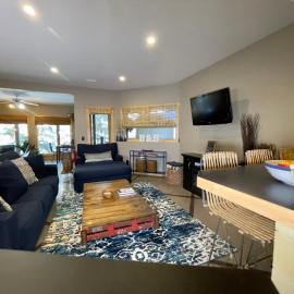Blanchard Mountain BnB, отель в Канморе
