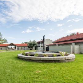 Midgard, hotel v destinácii Khorusepa