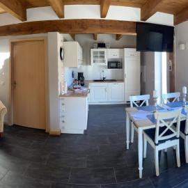 Ferienwohnung,Haus Elisa 1, hotel en Staffelde