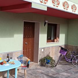 Apartamentos turísticos las 3 Golondrinas, hotel in Peñafiel