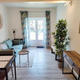 Gîte chaleureux "Le Figuier" - Val-du-Faby, hotelli kohteessa Fa