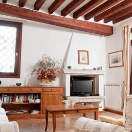 Venice Salute Apartments