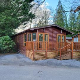 Cheerful 3 bedroom Lodge At White cross Bay Windermere, hotel u gradu Vindermir