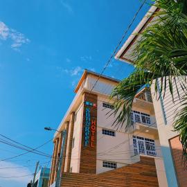 Voyager Sun & Reef Hotel, hotel em San Pedro