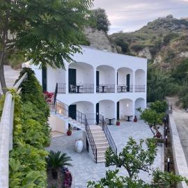 Casa Maria luxury B&B, hotel a Barano dʼIschia
