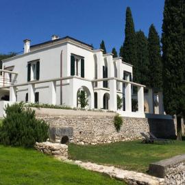 Washington Apartments al Vittoriale, hotel in Gardone Riviera
