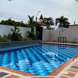 Aguamarina Inn - Casa de descanso con piscina - Tauramena Casanare โรงแรมในTauramena
