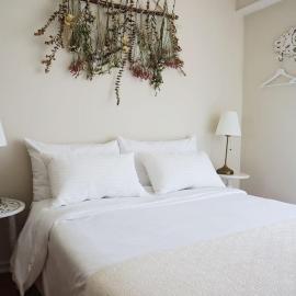 Casal de São José - Peaceful Country House near Mafra and Lisbon - Garden, Space and Comfort, Hotel in Mafra