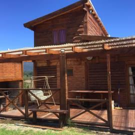 Cabaña Fer, hotelli kohteessa Los Cipreses