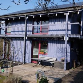 Blaues Haus - Une maison bleue, hotel v mestu Hetzerath