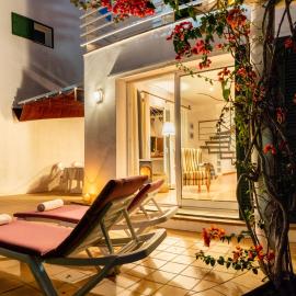 Villa Blanc, hotel in Sa Caleta