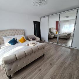 Stephanie Apartment, Hotel in Galaţi