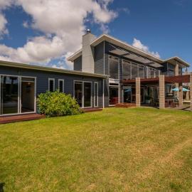 Hosts on the Coast Whitianga Bliss