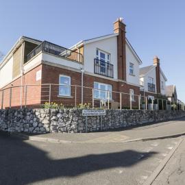 Benllech Coastal Retreat, hotel in Benllech