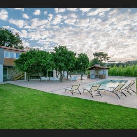 Quinta da Teimosa, hotel u gradu Monsao