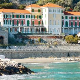 HOTEL DEL GOLFO, hotel sa Finale Ligure