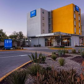 TRYP by Wyndham San Luis Potosi Hotel & Suites, khách sạn ở San Luis Potosí