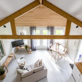 Chalet met loft - vakantiepark de Schreiershoek: Dokkum şehrinde bir otel
