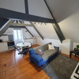 studio centre ville 3ème étage sans ascenceur