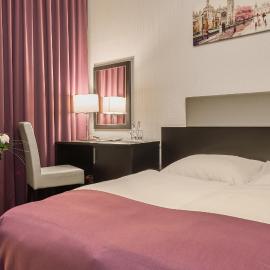 Sky Business Hotel, hotel sa Legnica