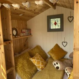 Shepherd's Hut at St Anne's - Costal Location