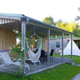 Ferienhaus mit Kamin am Achterwasser in Lütow, hotel v destinácii Lütow