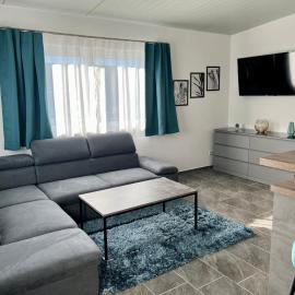 Pension Hanisch, hotel di Buch